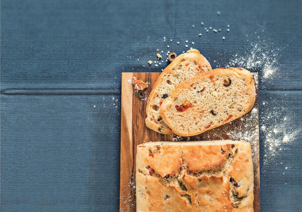 Tupperware -Oliven-Tomaten Brot